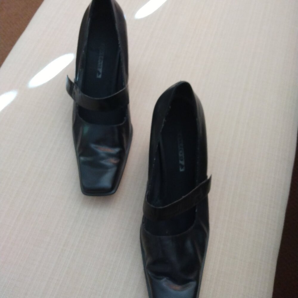 Modern Mary Jane's
